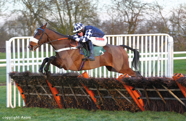 Dreams Of Milan winning at Uttoxeter  - 29 November 2012